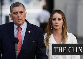 Autodenominarse “fomes” y desconocer las declaraciones: el control de daños de La Moneda tras la embestida de Mara Sedini