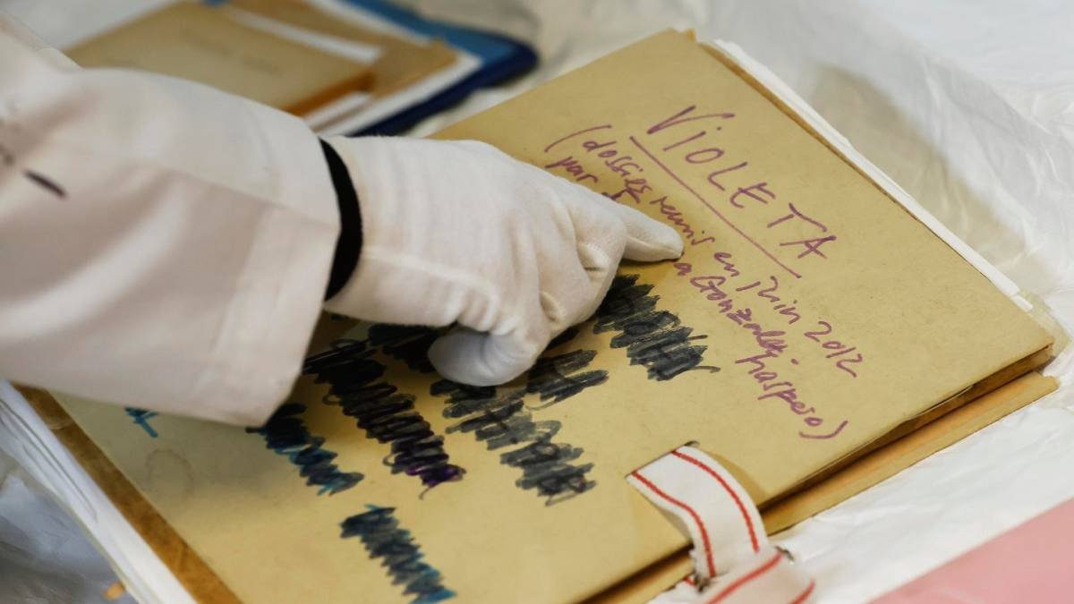 Dos obras inéditas de Violeta Parra se preparan para ser exhibidas por primera vez