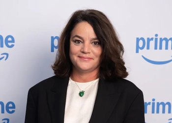 Javiera Balmaceda detalla los planes de Prime Video en Chile (y la segunda temporada de Menem)