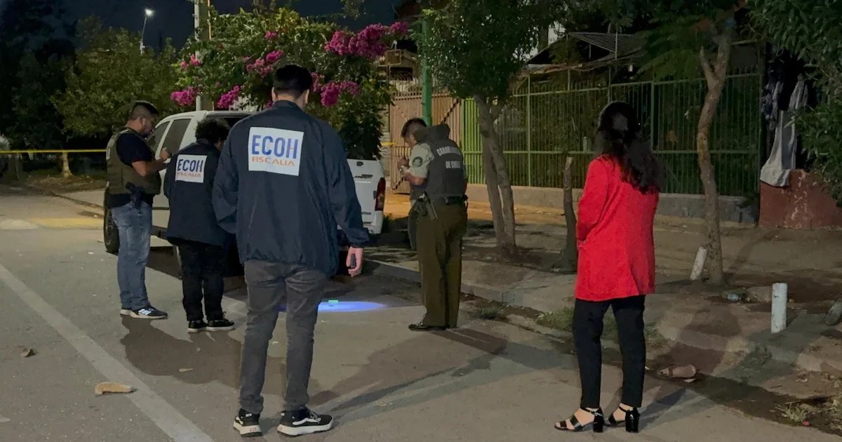 Joven de 17 años es baleado mientras se encontraba en una plaza en Cerrillos