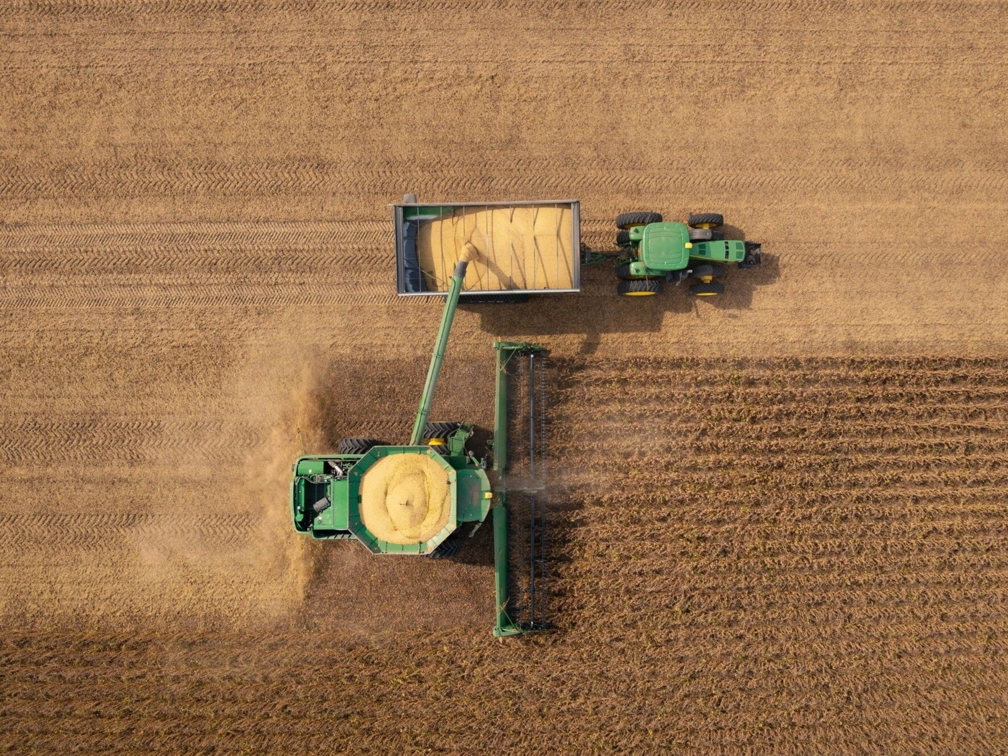 Costos en foco: Argentina mejora en insumos, pero sigue cara en combustible y maquinaria