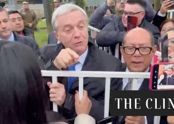 Kast protagoniza tensa discusión con mujer en Villarrica: altercado surgió luego de que un niño le negara el saludo al Presidente