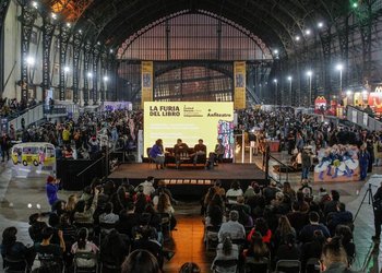 Masiva asistencia en La Furia del Libro que late con fuerza