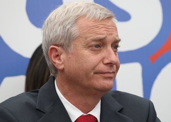 Datavoz: Los votantes de Kast tenían más emociones negativas que los de Jara