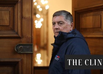 “A alguien se le pasó tomar el teléfono y avisar”: la explicación del biministro Alvarado ante descoordinación por requerimiento al TC