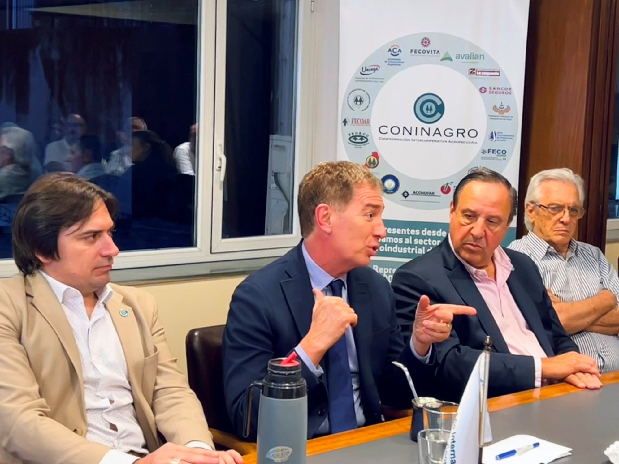 Santilli participó en una reunión de Coninagro y se mostró confiado en que la reforma laboral tendrá media sanción la semana que viene