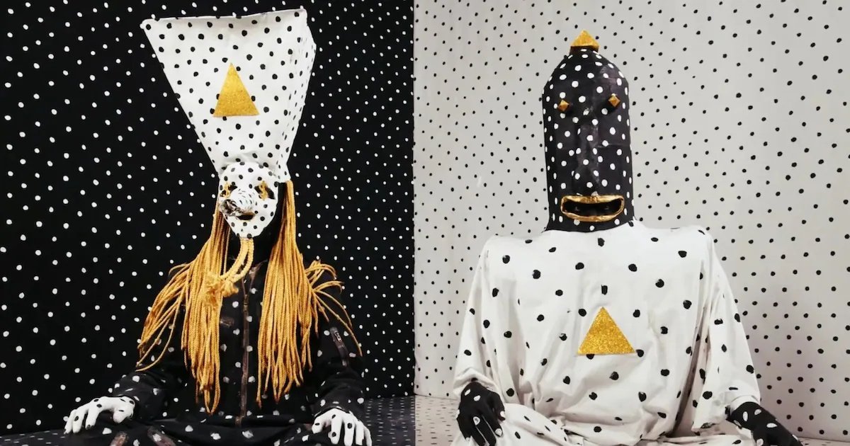 Angine de Poitrine: el ascenso del fenómeno enmascarado que fascina al mundo