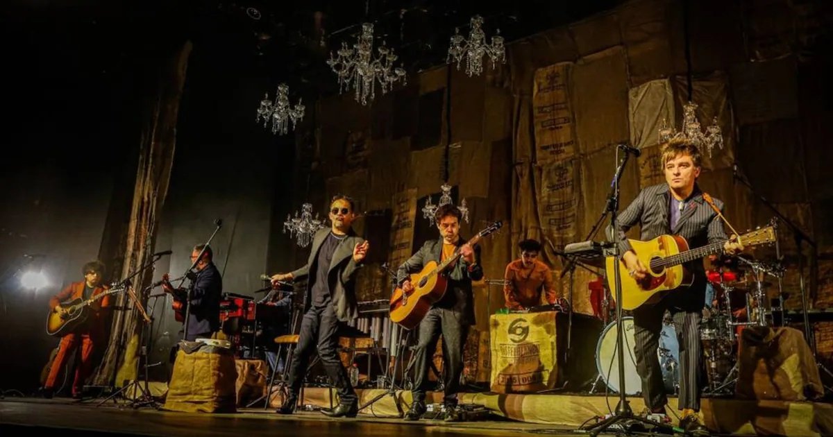 La gira acústica de Los Bunkers llega a su fin: “Se fue transformando a medida que íbamos avanzando”