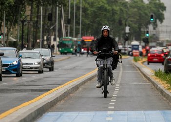 “Son carísimas y la verdad es que no tenemos prioridad para hacerlas”: Minvu corta financiamiento a obras de proyecto Nueva Alameda y ciclovía queda en suspenso