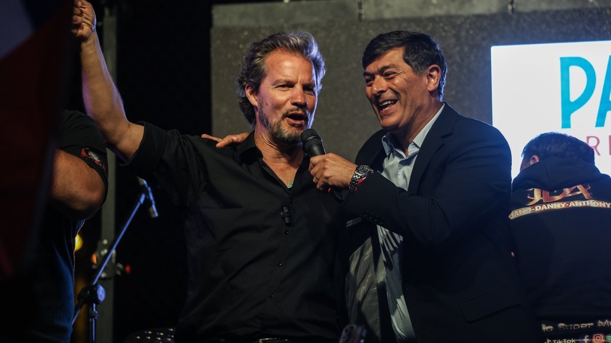 PDG sacó a Cristián "Dr. File" Contreras de su bancada de diputados