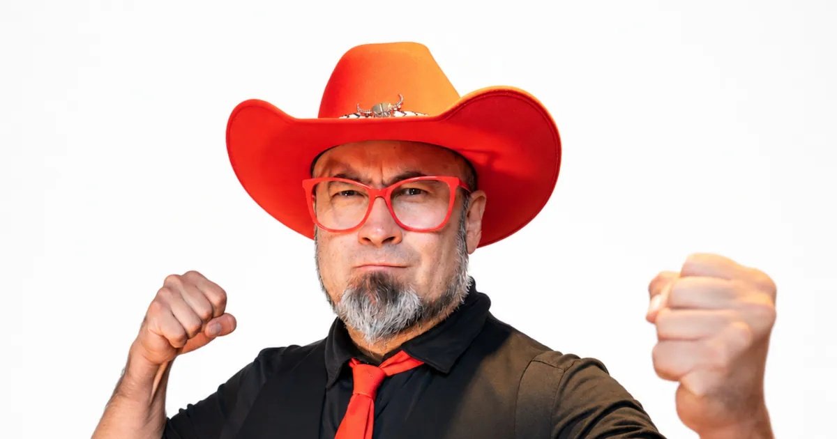 Lalo Ibeas se reinventa a ritmo de cumbia picaresca: “Sentí un llamado. Esto lo tengo que hacer yo”