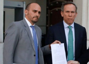 Diputados Longton y Alessandri provocan controversia al favorecer dieta vitalicia sin límite etario que beneficiaría a Boric