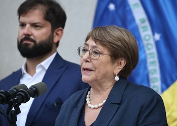 "¿No se arriesga Chile a un bochorno?": Derecha arremete contra candidatura de Bachelet a la ONU