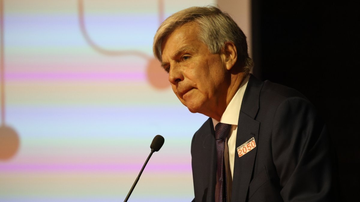 "Me persigue desde Francia 1998": Mayne-Nicholls respondió ante denuncia por agresión de Antonio Neme