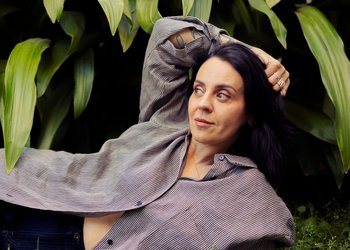 Jani Dueñas y su apuesta musical con Sombra: “Ahora me siento más segura y atrevida para mostrar mis emociones”