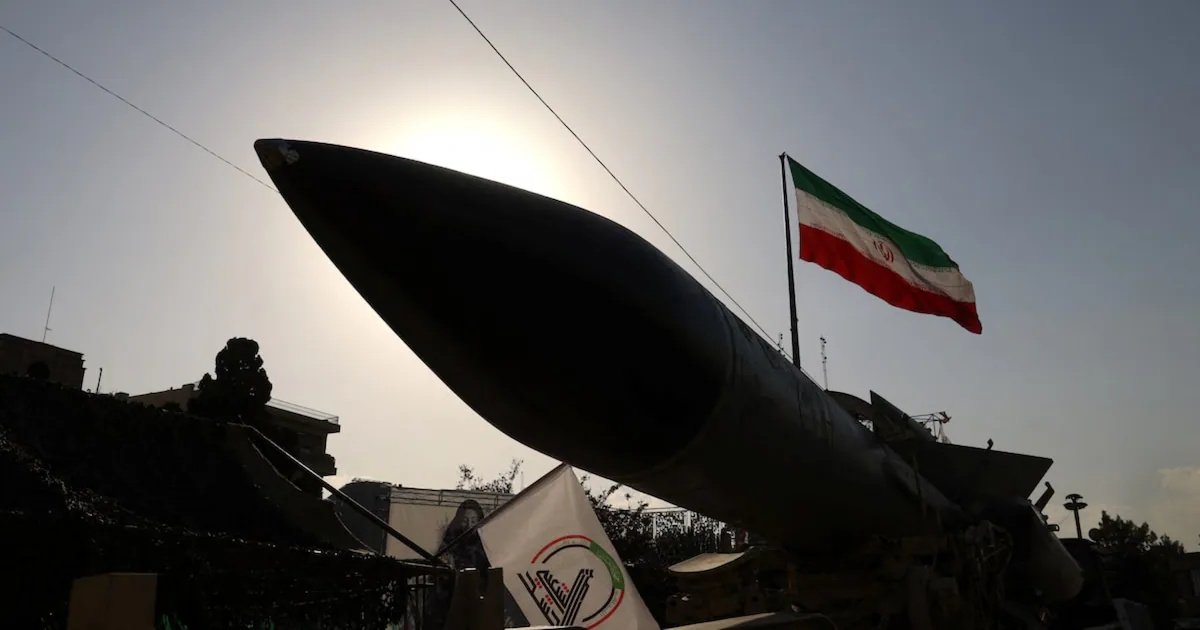 Misil iraní impacta en Israel y deja decenas de heridos cerca de instalación nuclear