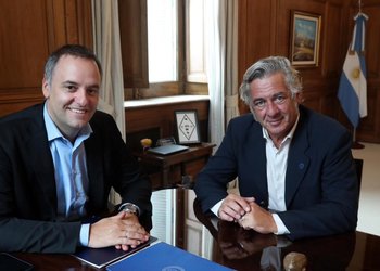 En medio de la polémica, Manuel Adorni se reunió con el titular de la Sociedad Rural