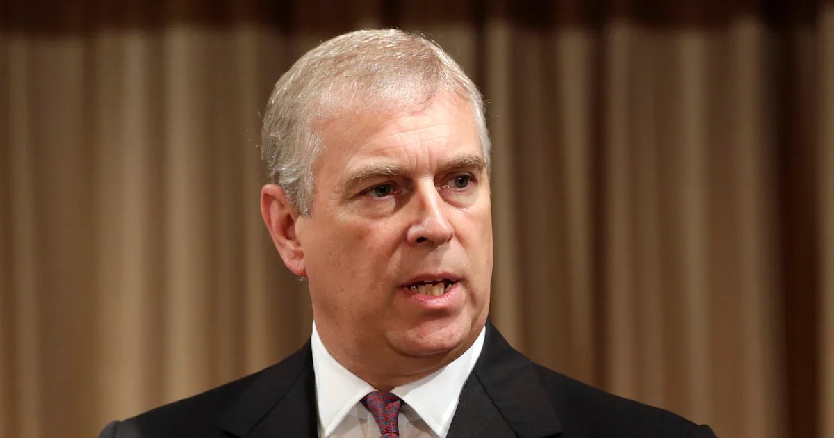 Detienen al expríncipe Andrés por “sospechas de mala conducta en un cargo público”