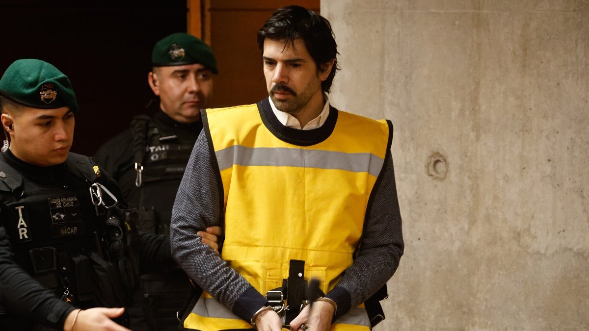 Defensor pidió alivianar prisión de Lavín: "¿Qué ganó la sociedad mientras Barriga estaba recluida?"