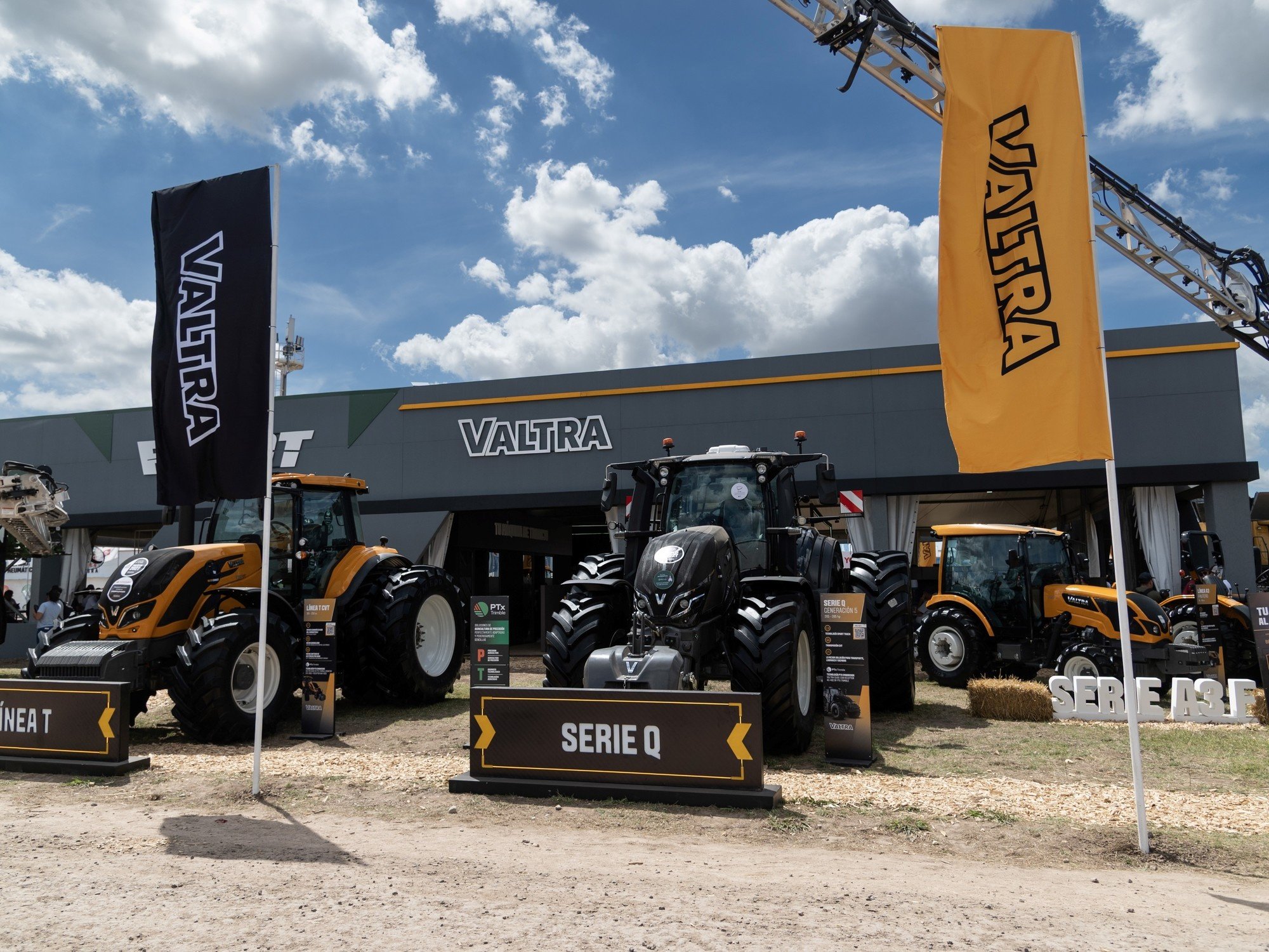 Valtra, tractor oficial de Expoagro: tecnología que conecta con las necesidades del productor
