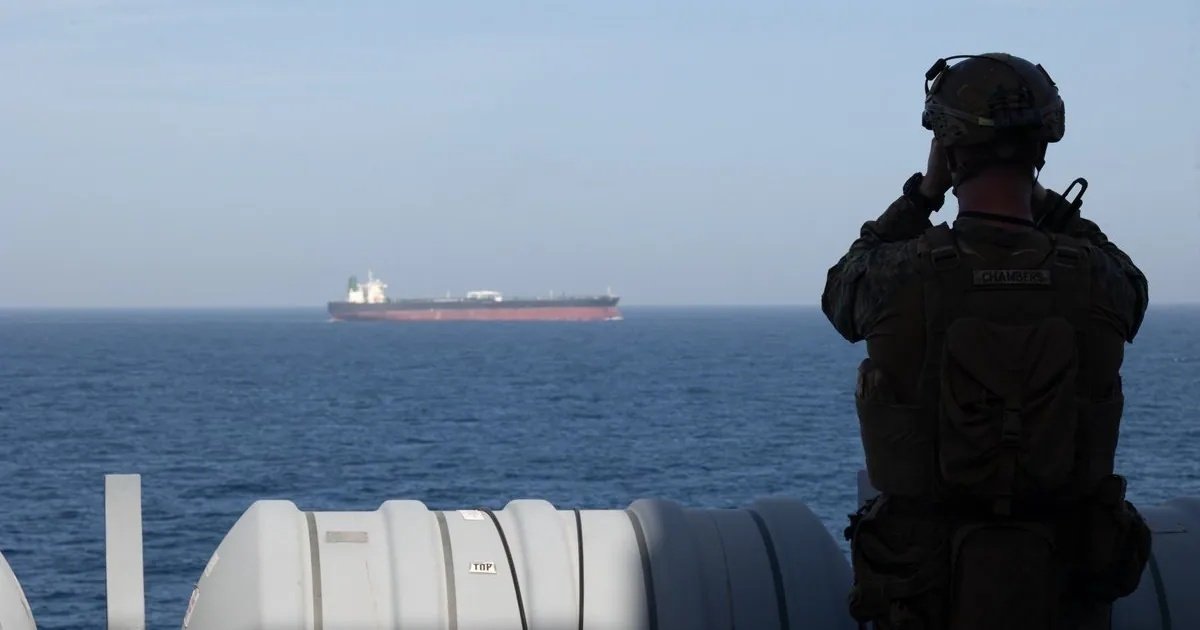 Estados Unidos asegura haber impedido la navegación a 38 buques desde su bloqueo impuesto a puertos iraníes