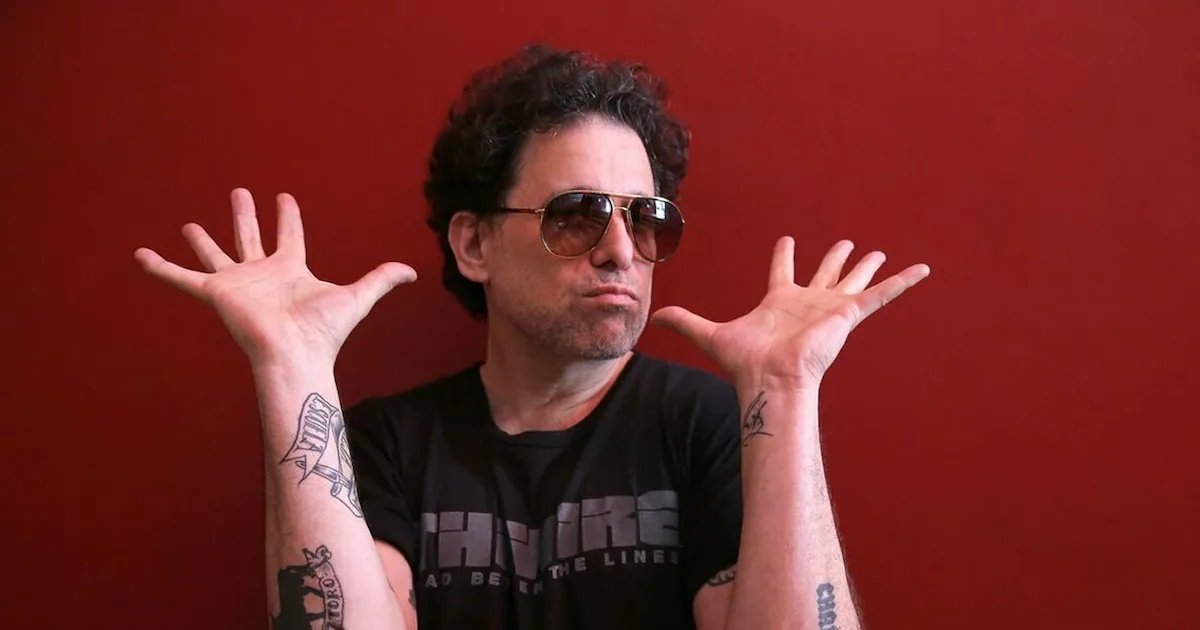 Andrés Calamaro a los 65: como cantor, sin nostalgia y de regreso en Chile