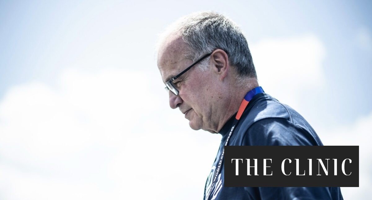 El lapidario juicio a Marcelo Bielsa que marca el fin de su ciclo en Uruguay: “Nunca entendió dónde estaba”