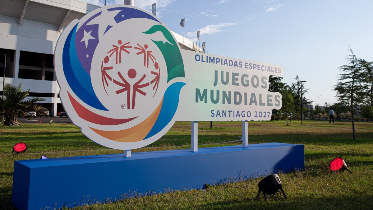 Los Juegos Mundiales de Olimpiadas Especiales presentaron el logo de Santiago 2027 en el Parque Estadio Nacional