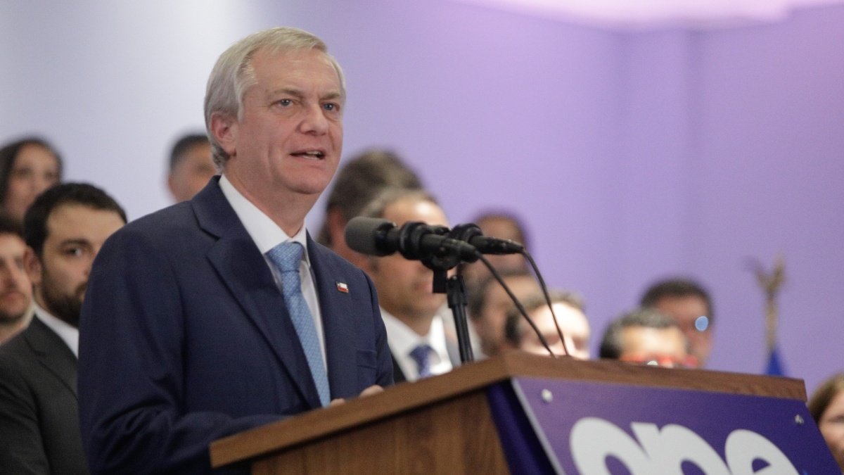 Plaza Pública Cadem: Seguridad, delincuencia y orden público sobresalen como materias que debería priorizar el gobierno de Kast