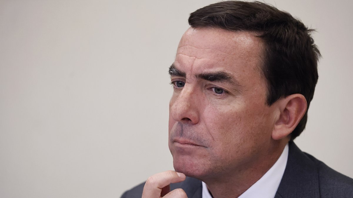 Ministro de Justicia quiere "romper" el enfoque actual del Instituto de Derechos Humanos