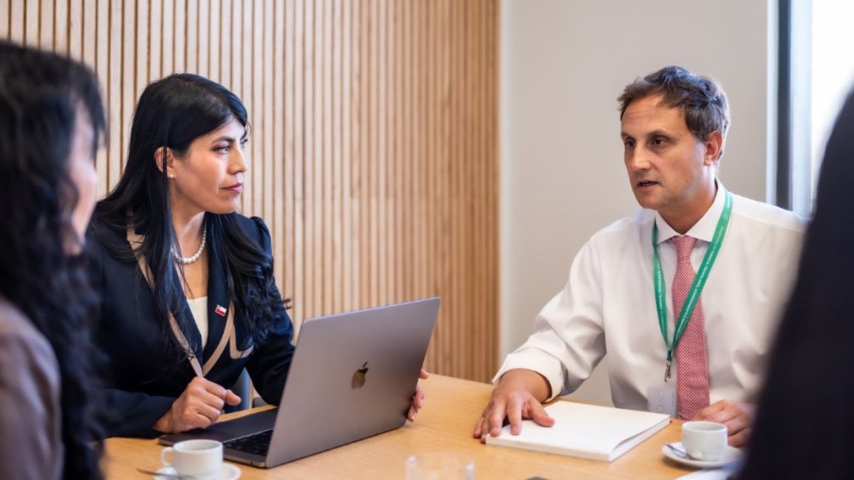 Araos desmintió a Lincolao: "La orden de desvinculaciones masivas es real y hay testigos"