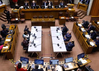 UDI, RN, Evópoli, PS y FA proponen subir exigencias para acusaciones constitucionales