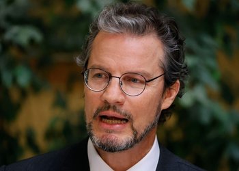 "Doctor File" acusó expulsión injusta del PDG y exigió a Parisi rendir cuentas por fondos del Servel