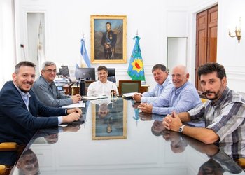 Kicillof recibió a los organizadores de Expoagro y confirmó que irá a la muestra