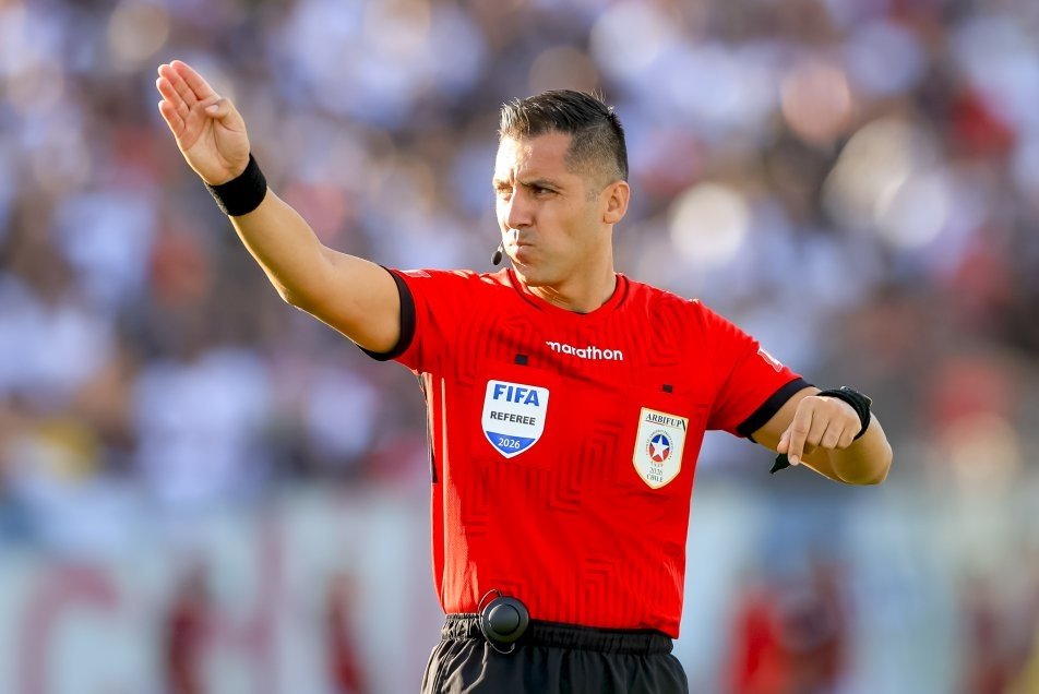 Los cuatro árbitros chilenos que dirán presente en la Copa del Mundo 2026