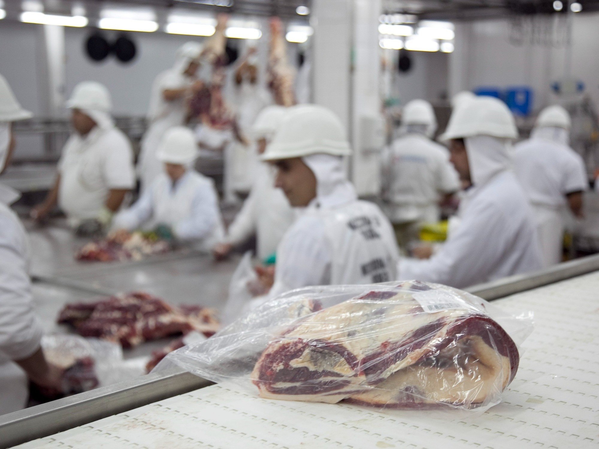 Con la firma del acuerdo, se amplía a 100.000 toneladas el cupo para exportar carne vacuna de manera preferencial a Estados Unidos