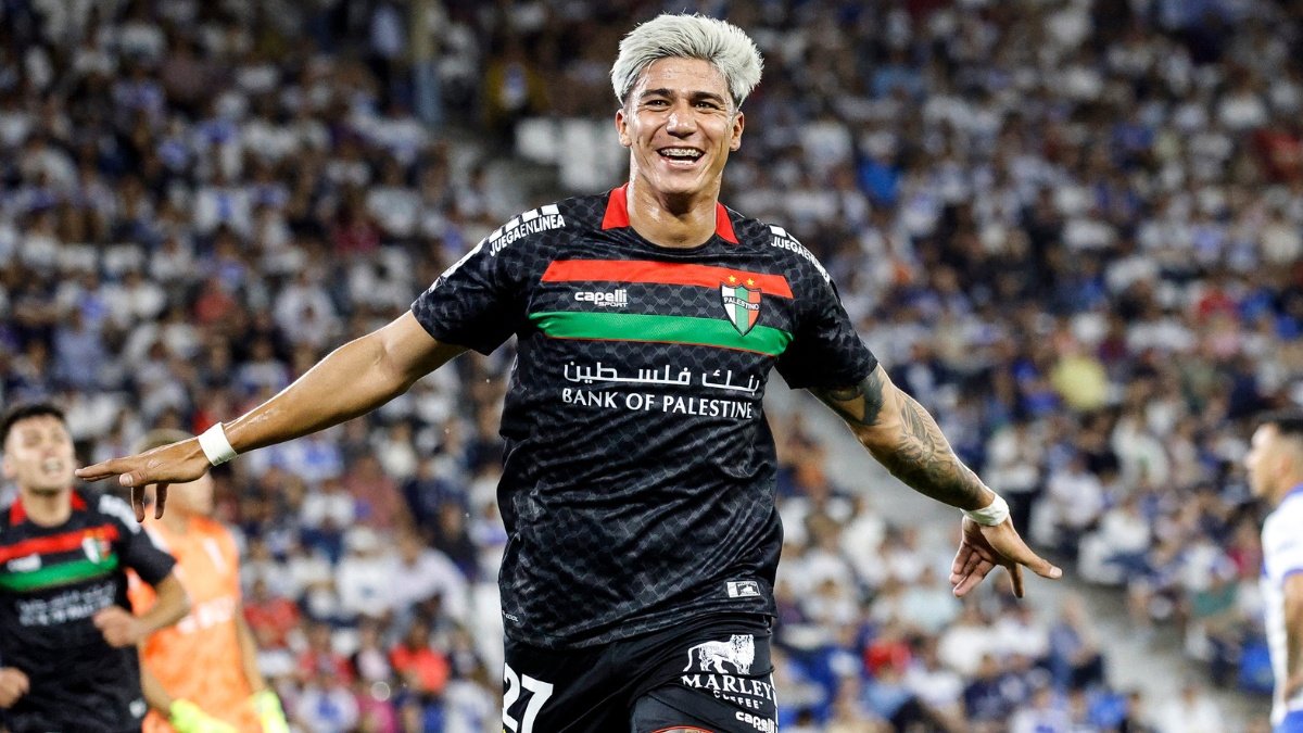 "Gracias, Kapé": Palestino informó la salida de Junior Marabel después de dos temporadas