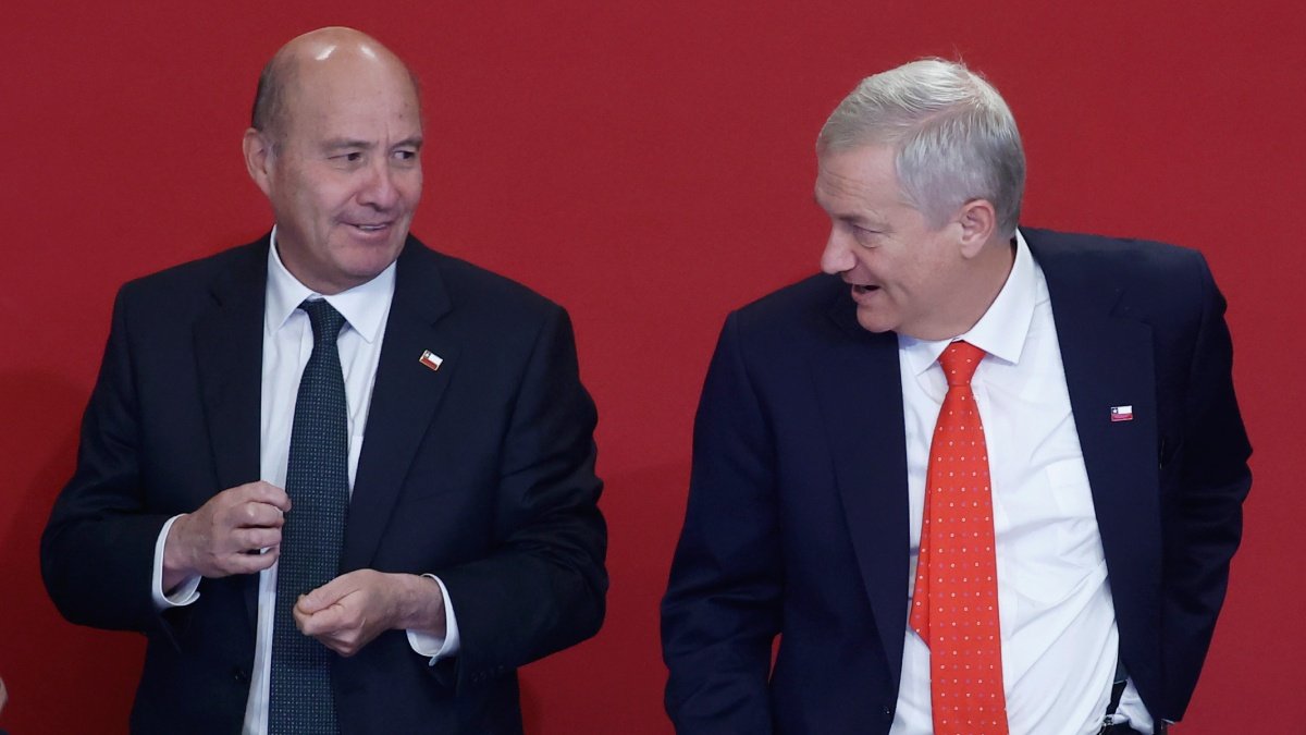 Reforma económica de Kast: Luis Eduardo Escobar acusó "irresponsabilidad de marca mayor"