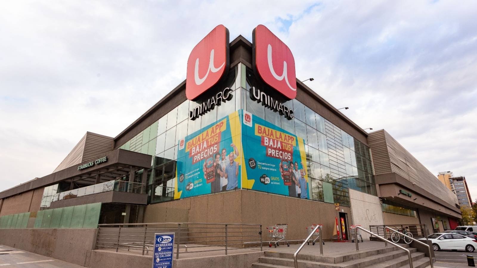Para apoyar a las personas con TEA: Unimarc implementa la “Hora silenciosa” en todos sus supermercados