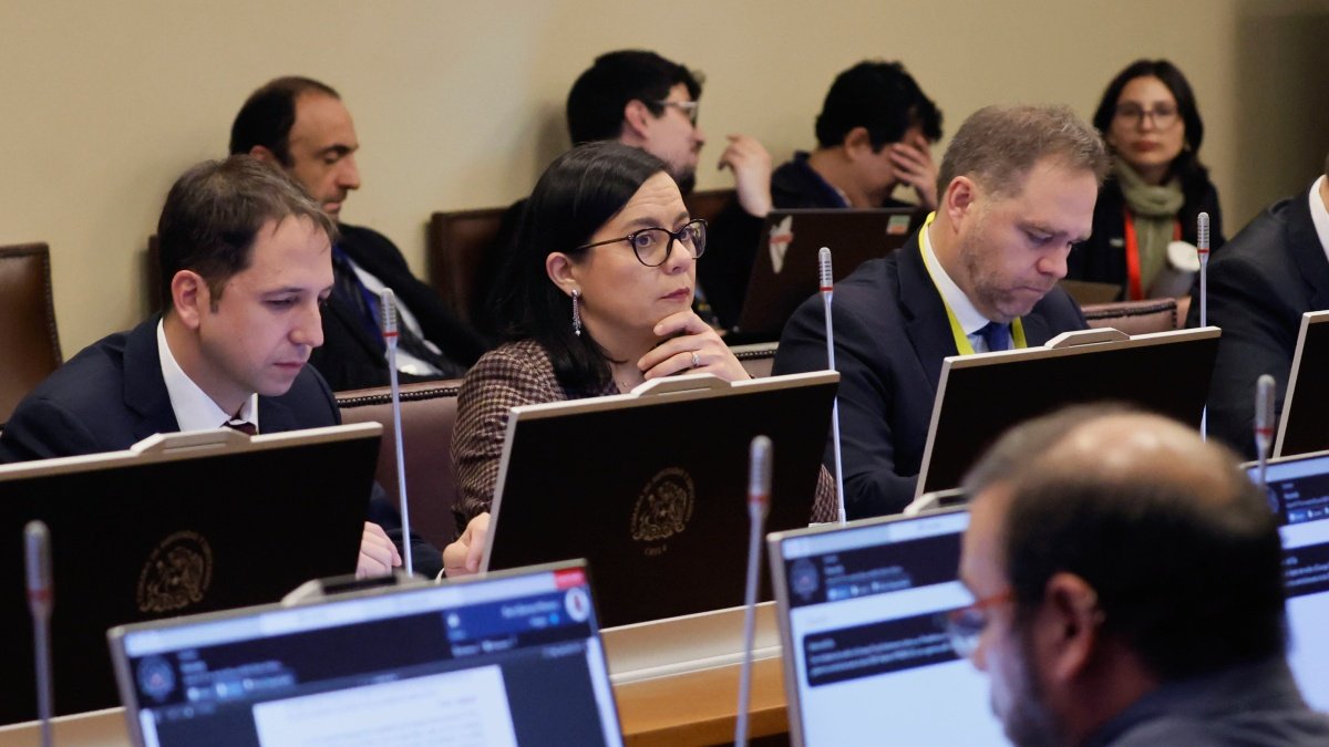 Consejo Fiscal Autónomo cuestionó aumentar el endeudamiento en US$6.200 millones