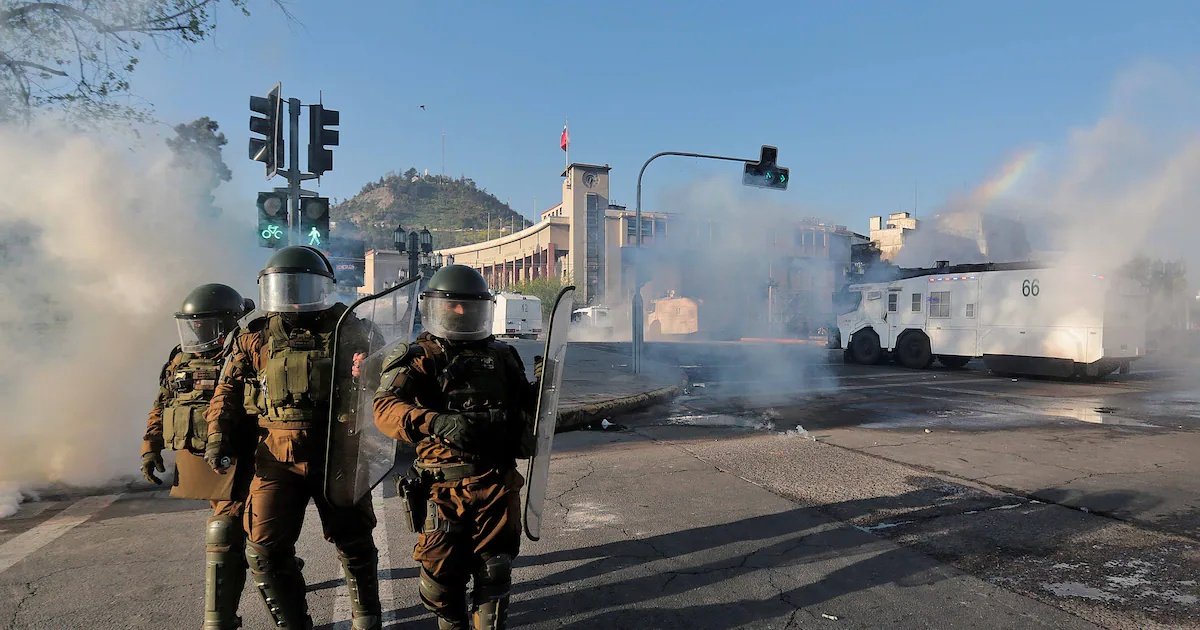 Chile Vamos deja en suspenso apoyo a indulto general a uniformados condenados en el 18-O y pide revisar “caso a caso”