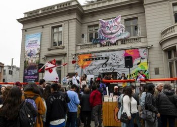 Vuelve el Festival Penguin a Providencia: "Hay una efervescencia por la literatura"
