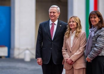 “De claro tenor ideológico” a una “consistencia en su relato”: el balance de los expertos a la gira conservadora de José Antonio Kast por Europa