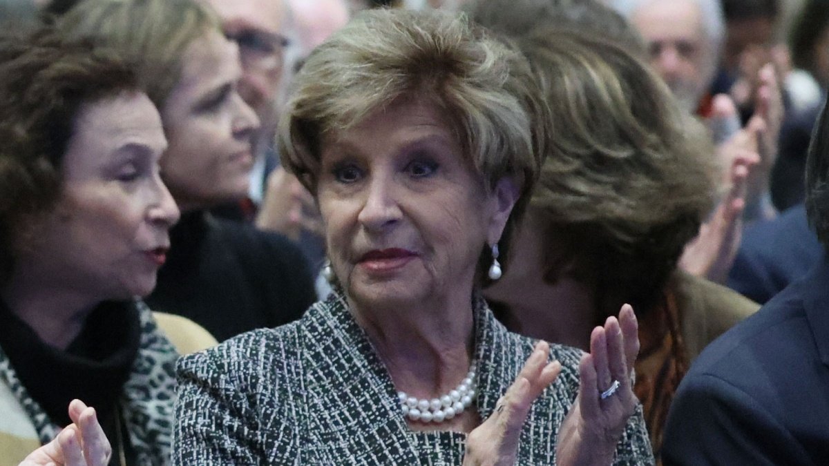 Marta Larraechea fue trasladada a Santiago tras su complicación de salud