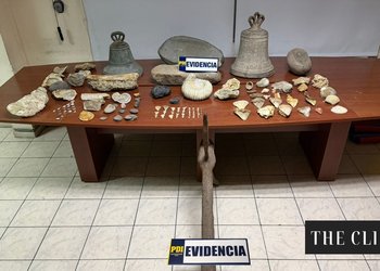 PDI recupera campana colonial peruana de más de tres siglos de antigüedad que estaba a la venta por redes sociales: hay un detenido