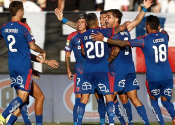 Respira “Paqui” Meneghini: Zaldivia se viste de héroe en el Monumental y le da el triunfo a la U por la mínima frente a Colo Colo