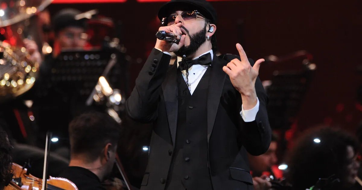 Yandel cruza perreo y orquesta en experimento sinfónico que hace bailar a la Quinta Vergara