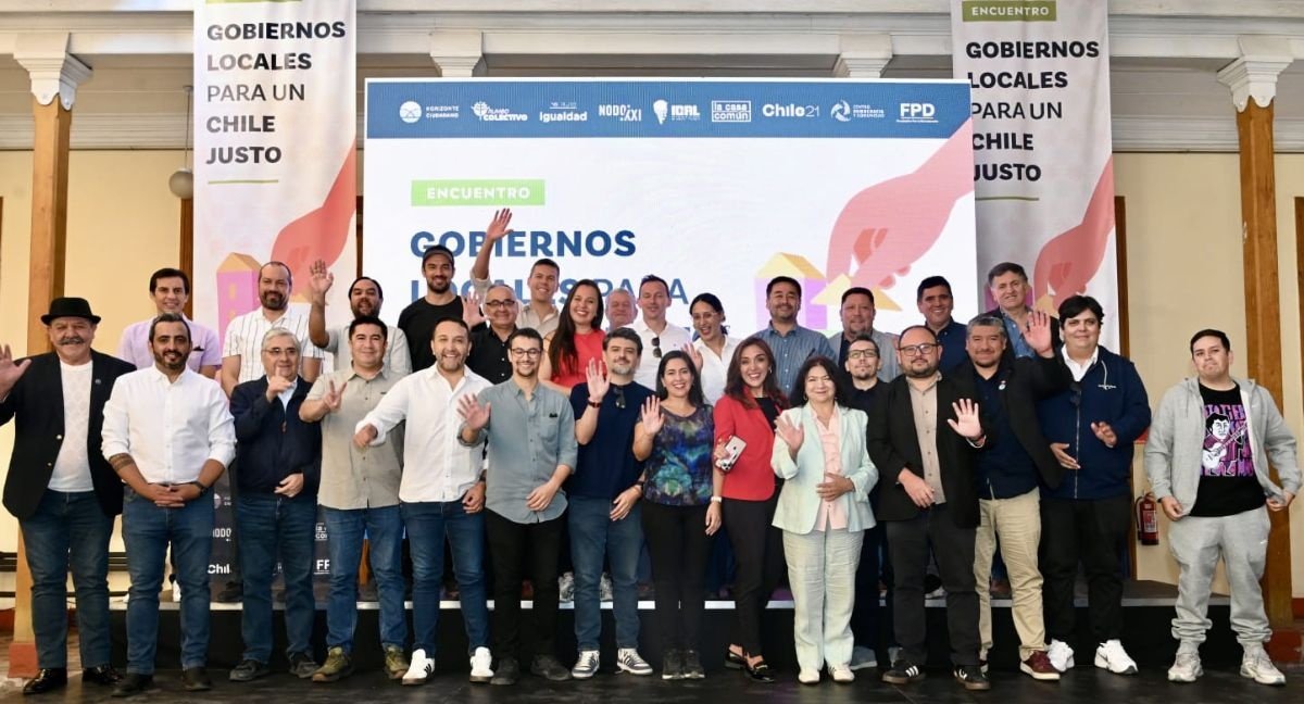 Alcaldes del progresismo refuerzan coordinación a cuatro días del cambio de mando y advierten: “Vamos a estar súper atentos a los retrocesos”