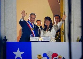 Ronda de decretos, petición de respeto para Boric y guiado por la Primera Dama: el primer discurso de Kast como Presidente en La Moneda