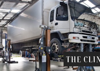 La paradoja del software y la grasa: El nuevo perfil de la formación técnica en transporte pesado